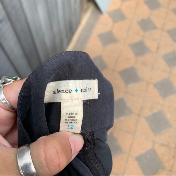 [Silence + Noise] High Waist Crop Pants Grey Sz. 12 - Picture 7 of 8